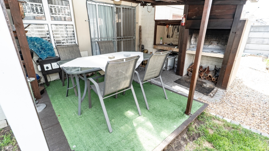 3 Bedroom Property for Sale in Turtle Creek Western Cape